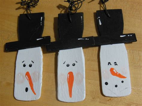 Paint Stick Snowmen Ornaments and Gift Tags — Made Just For U