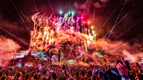 Tomorrowland 2017 Lineup: Over 1000 Incredible Artists & 69 Stage Hosts ...