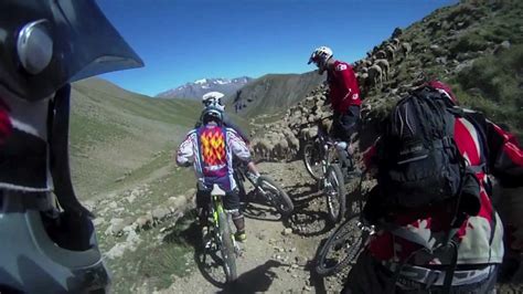 Les 2 Alpes Bike Park - YouTube