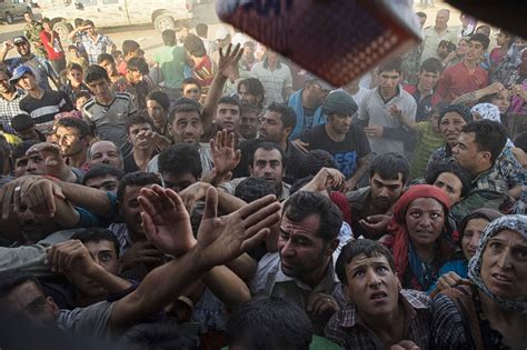 The Historic Scale of Syria’s Refugee Crisis - Photographs - NYTimes.com