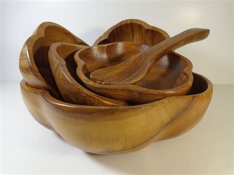 Vintage Wood Salad Bowl Set Hand Carved Serving Bowl & 4 Salad Bowls ...