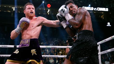 Canelo Alvarez drops Jermell Charlo, cruises toward dominant victory ...