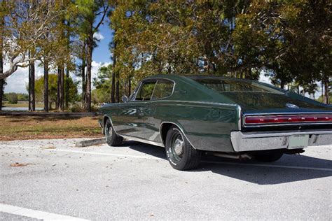 1966 Dodge Charger Hemi V8 – Muscle Vintage Cars