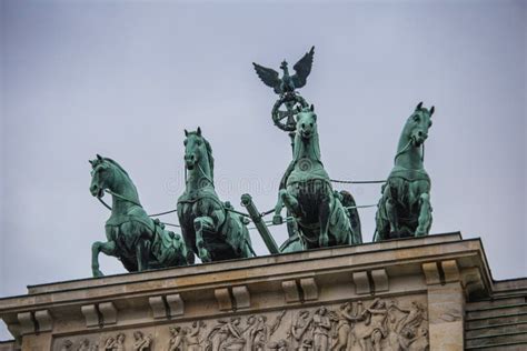 Statue Quadriga on Brandenburg Gate in Berlin Editorial Photo - Image ...