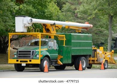 530 Chipper truck Images, Stock Photos & Vectors | Shutterstock