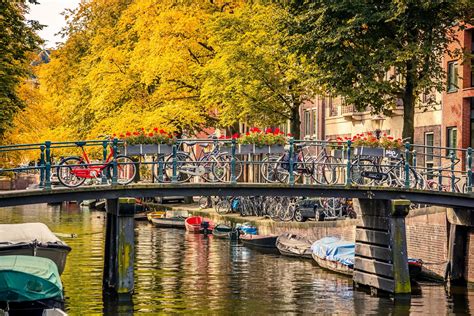 Curious Questions: Does Amsterdam really have the most bridges in the ...