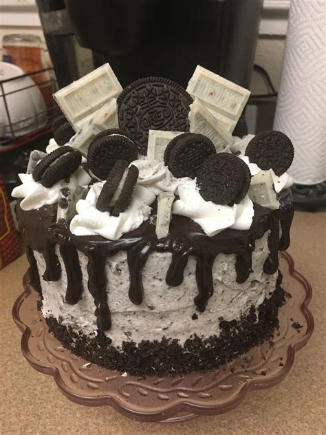 Cookies and Cream Cake | Yummy food dessert, Yummy cakes, Food drinks dessert