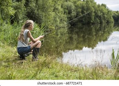 Girl Fishing Lake Summer Vacation Stock Photo 687721471 | Shutterstock