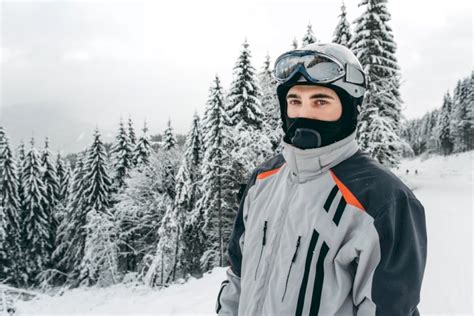 Best Balaclava For Skiing | September 2024