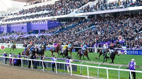 Sparkling Water sparkles at Hollywoodbets Durban July