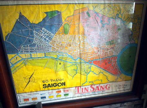 Cafe Saigon 1975 – a war memorabilia cafe in Ho Chi Minh City