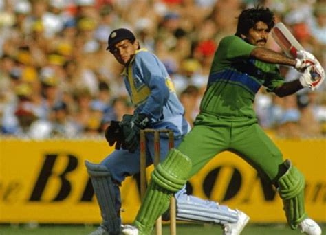 Javed Miandad Height, Age, Wife, Children, Biography & More » StarsUnfolded