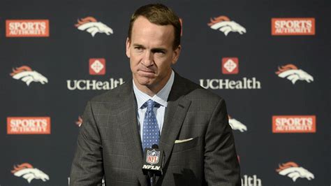 Emotional Peyton Manning confirms retirement - Eurosport