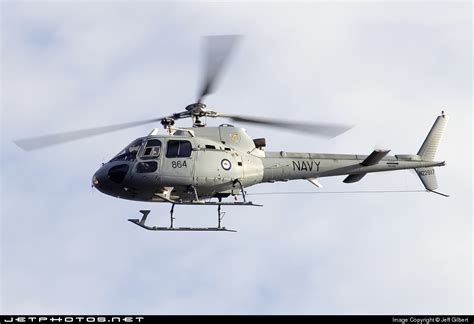 File:Aerospatiale AS 350B Ecureuil, Australia - Royal Australian Navy (RAN) JP531970.jpg ...