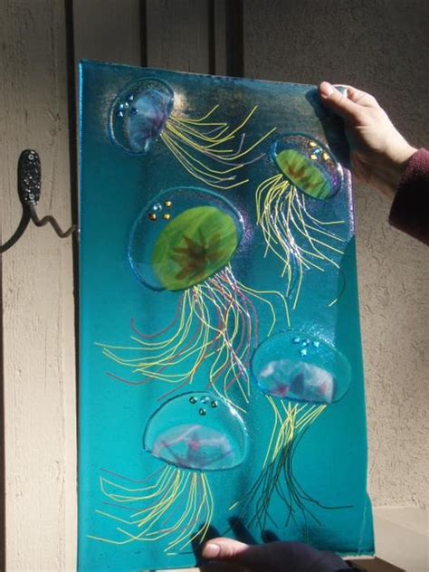 Dancing Jellyfish - Delphi | Fused glass art, Glass fusion ideas, Fused ...