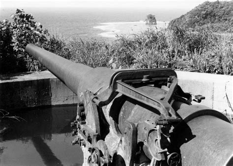 File:Blunts Point Battery - American Samoa - 1986.jpg - Wikimedia Commons