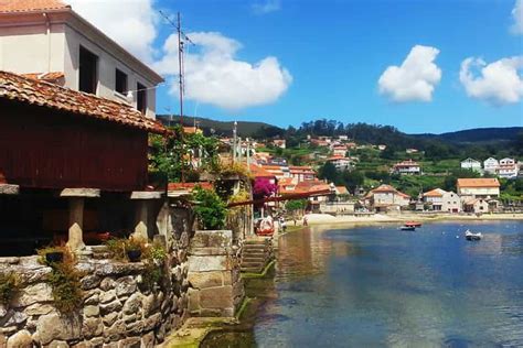 Rías Baixas: Guided Day Tour from Santiago with Boat Ride | GetYourGuide