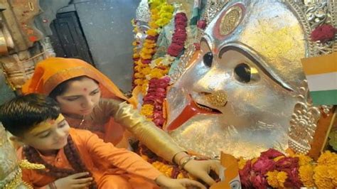 Ashtami Puja 2022: उज्जैन में छह वर्षीय महंत अपनी माता के साथ करेंगे गढ़ कालिका की महाआरती ...