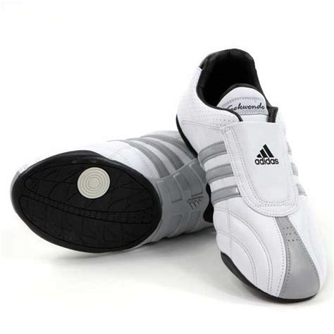 Sapatilha Adidas Adi Lux