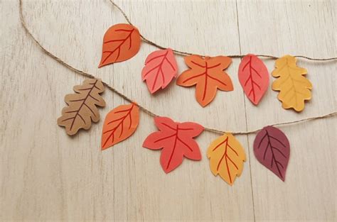 DIY Fall Paper Leaf Garland With a Free Leaves Printable Template