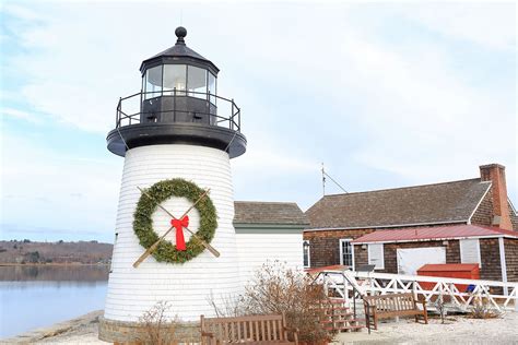 28 Best Christmas Towns In New England You Must Visit - New England ...