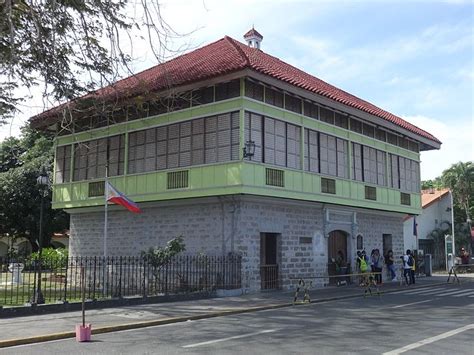 Image: Rizal Shrine (left side view) (Calamba, Laguna; 2017-02-16)