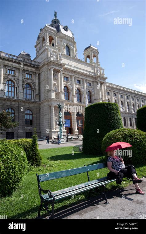 Kunsthistorisches museum vienna hi-res stock photography and images - Alamy