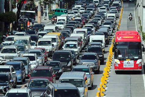 EDSA traffic congestion solved, claims Duterte - BusinessWorld