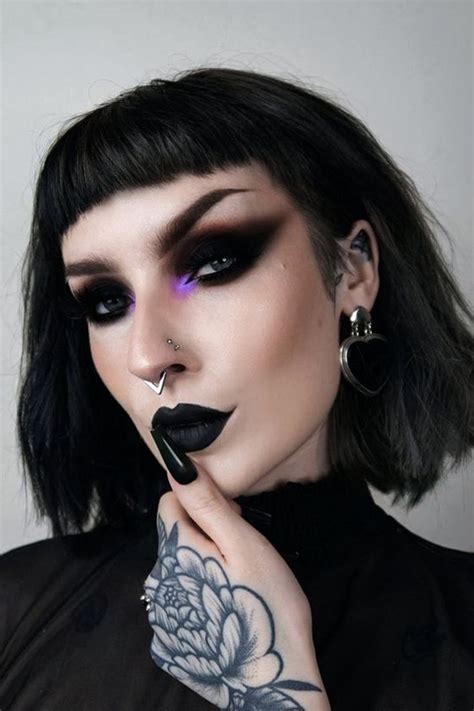 10 Goth Makeup Looks You Need to Try | Trucco punk, Trucco per ...