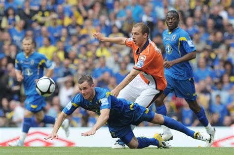 Conference Premier Play Off-Final 2011: AFC Wimbledon v Luton - Get West London