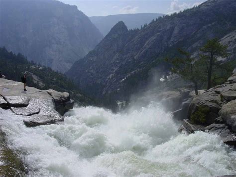 Snow Creek Falls (Yosemite National Park, California, USA)