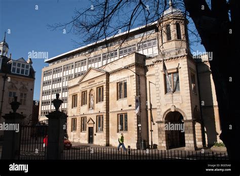 Bedford town hall hi-res stock photography and images - Alamy