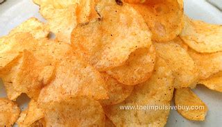 Lay’s Do Us a Flavor Finalist Sriracha Potato Chips Closeu… | Flickr