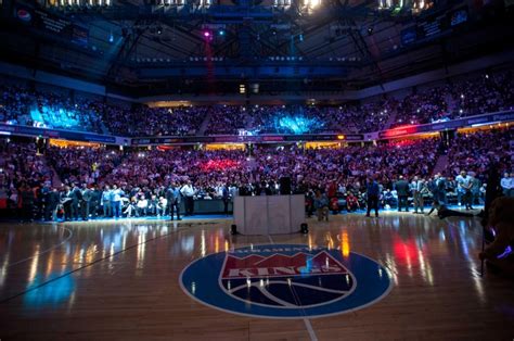 Sacramento Kings Close Arena's Doors In Grand Fashion