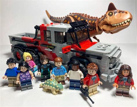 Lego Bora on Instagram: “Camp Cretaceous season 1 edition! Featuring: 🦖Toro the carnotaurus, 🚘 ...