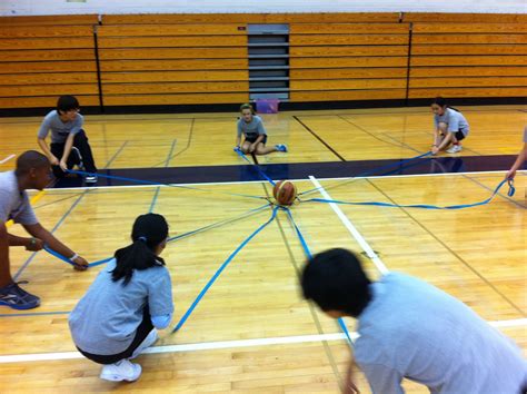 Cooperative Games with 7th and 8th grade - Aura Fitness Studio