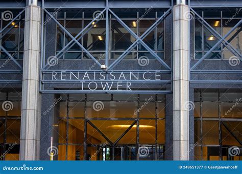 Renaissance Tower Sign Dallas Editorial Photography - Image of facade ...