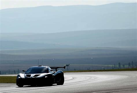 McLaren Shows Epic P1 GTR Track Car Ahead of Geneva Debut - autoevolution