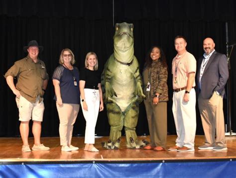 Zachary Elementary learns to 'Rock Your School' is weeklong study about geology and paleontology ...