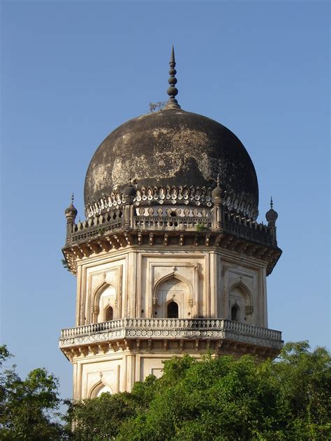 Free Tomb of Quli Qutub Shah 7 Tombs in Hyderabad Stock Photo ...