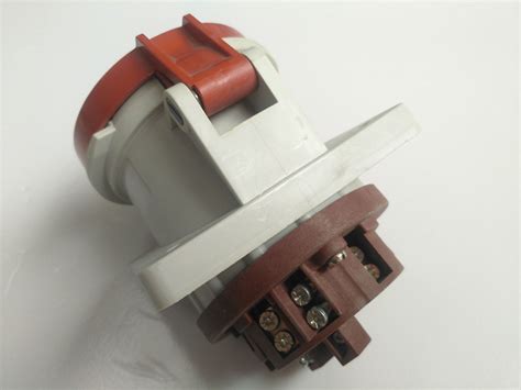 Panel Mounted 4 Poles Industrial Receptacle , IEC 60309 2 Industrial Plug