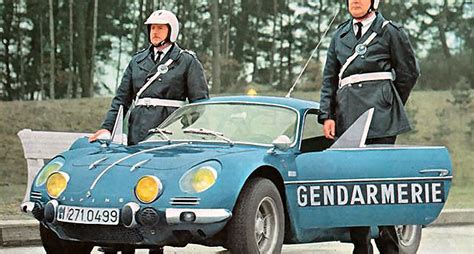 Crime doesn't pay: The fastest police cars in history | Classic Driver ...