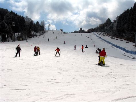 เพลิดเพลินวันหยุด ชมธรรมชาติ ณ ภูเขา Rokko จุดสูงสุดของ โกเบ - Chill ...