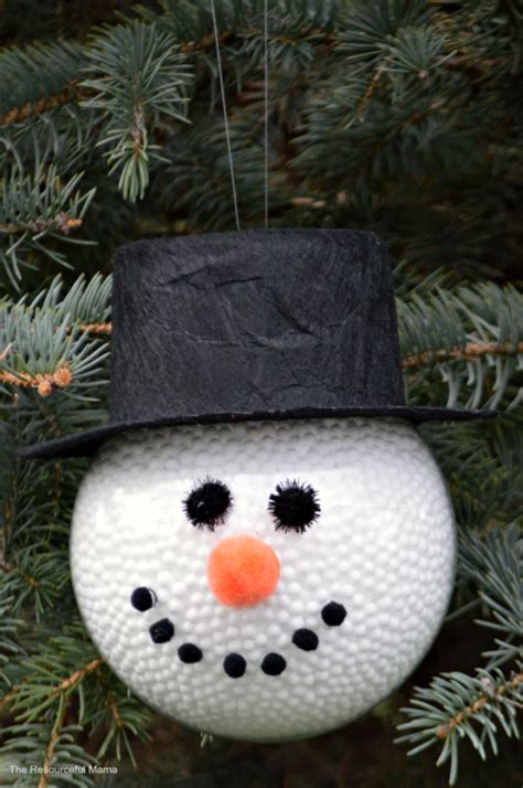 DIY Frosty the Snowman Ornament - The Resourceful Mama