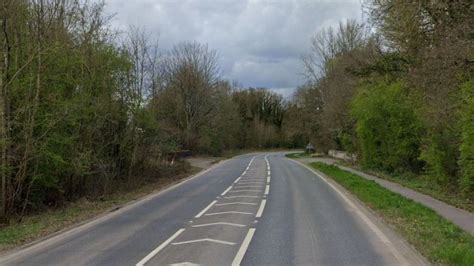 Hampshire: Woman died after crash on A33 - BBC News