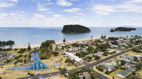 Whangamata Accommodation | Honeymoon Registry AU