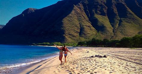 9 Gorgeous Beaches Hawaii Locals Don't Want You To Know About | HuffPost