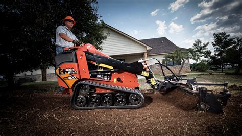 SK800 Mini Skid Steer | Ditch Witch® West