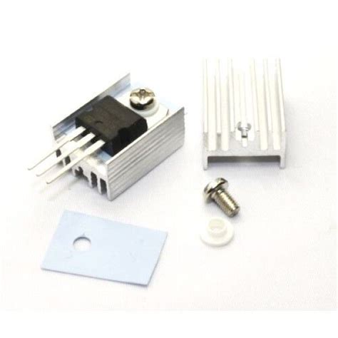 DISIPADOR TO-220 HEATSINK PARA TRANSISTORES TO220 LM317, 7805, IRF3205 ...