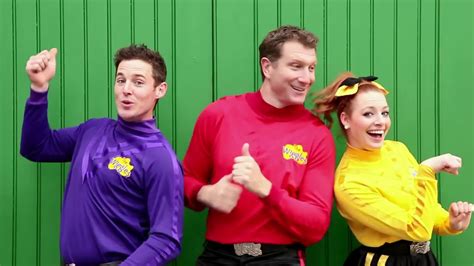 The Wiggles - Do The Propeller! - YouTube